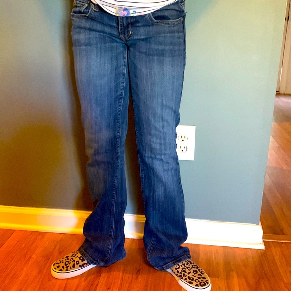 American Eagle Jeans; Great condition!